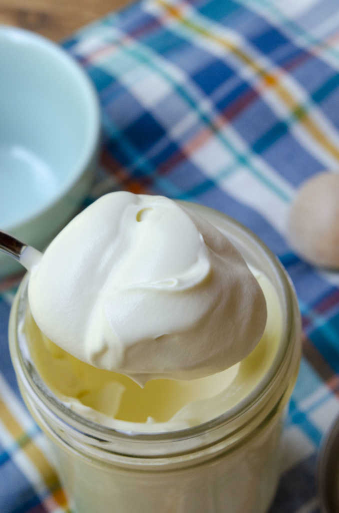 How to Make Homemade Ice Cream in a Jar (with Just 2 Ingredients!)