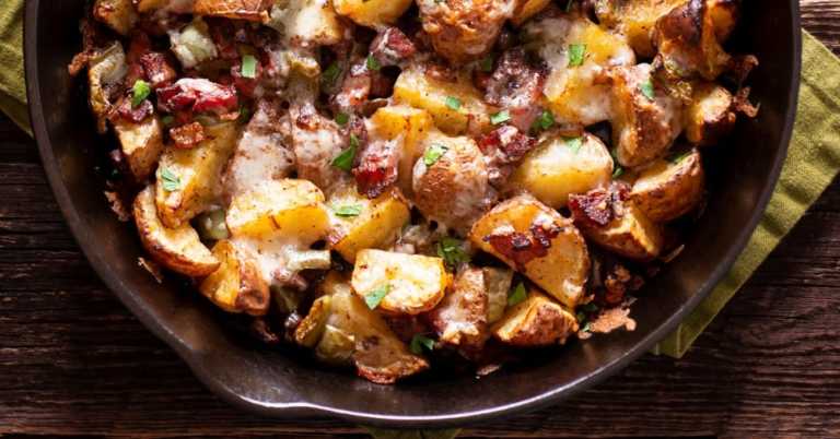 Easy Cheesy Bacon Potato Skillet