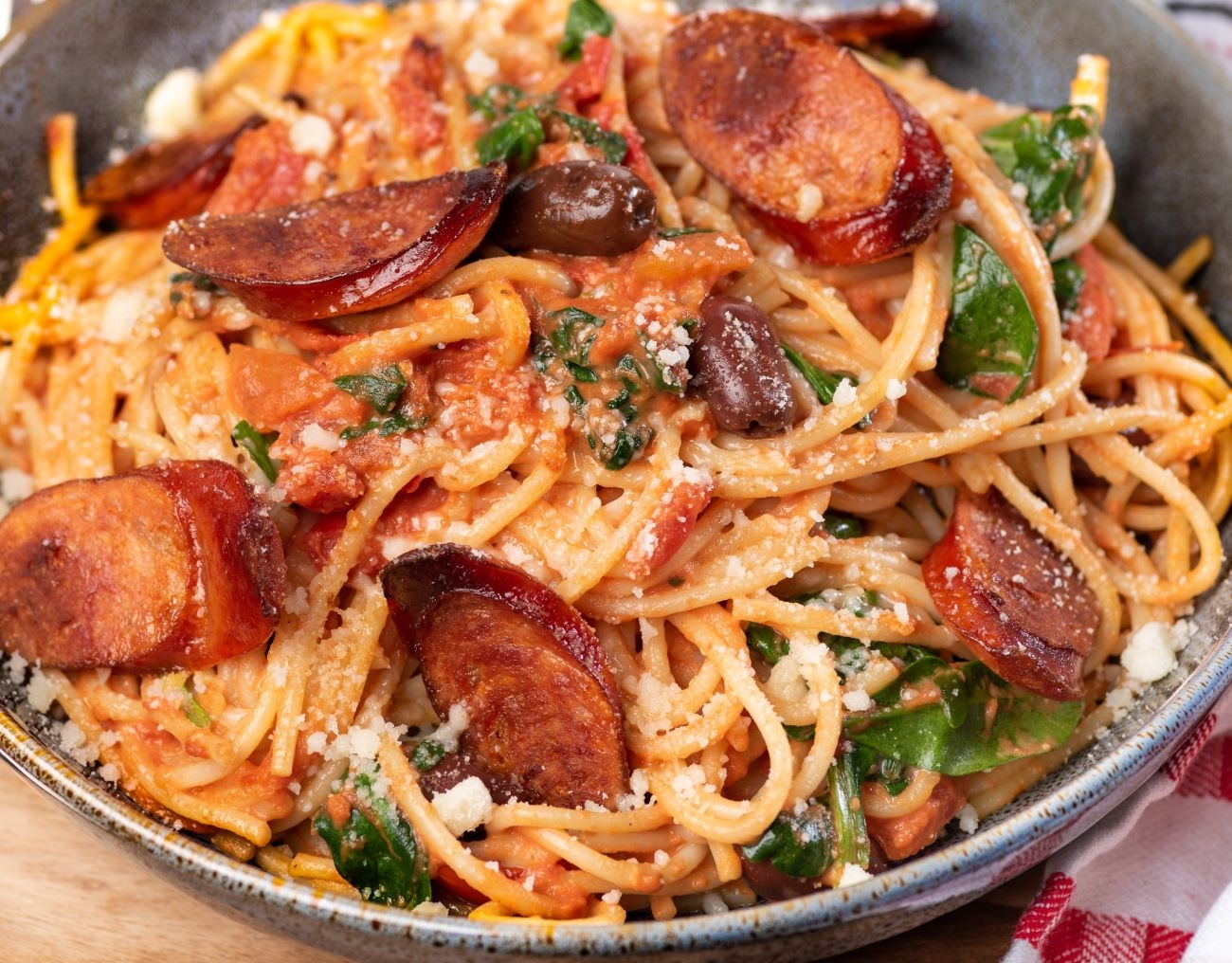 Chorizo Spaghetti Horizontal 1