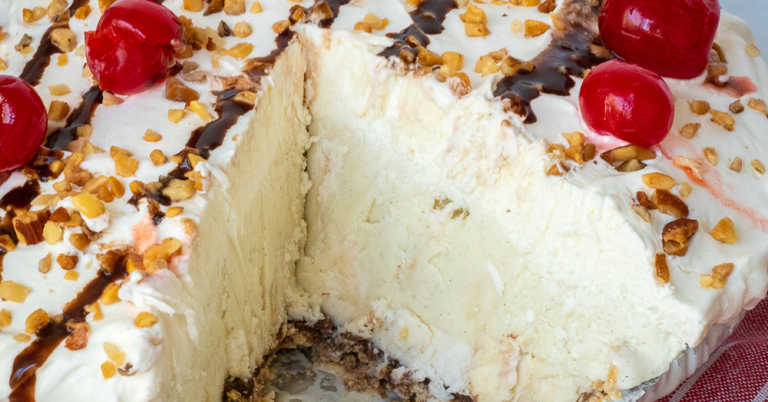 No-Bake Banana Split Pie