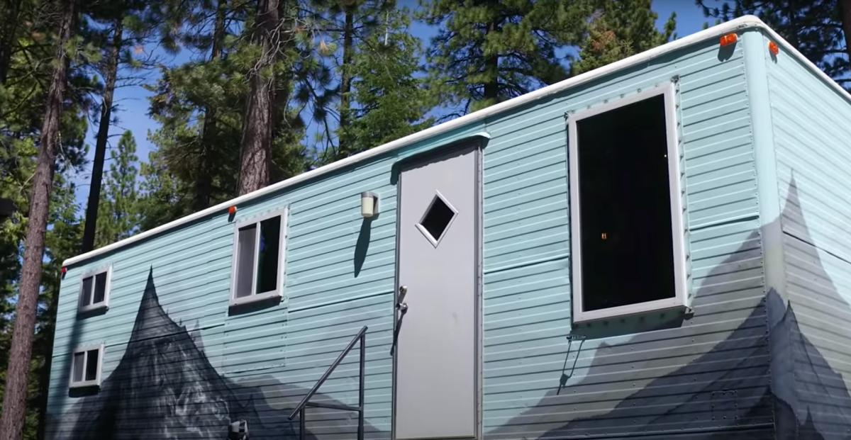 trailer home from railroad auction