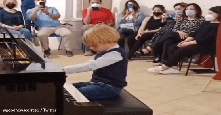 Five-Year-Old Performs Mozart On The Piano For A Music Competition