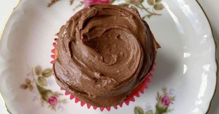 Sour Cream Chocolate Frosting