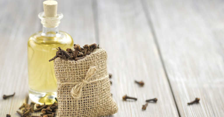 Which Essential Oils Actually Work For Your Health?