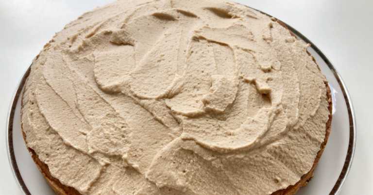 Earl Grey Chocolate Chip Cake