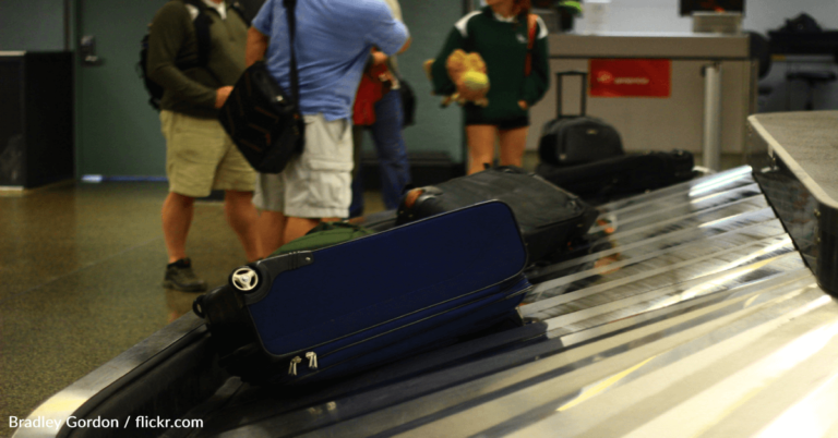 Airport Employee Shares Tip To Save Time At The Baggage Claim