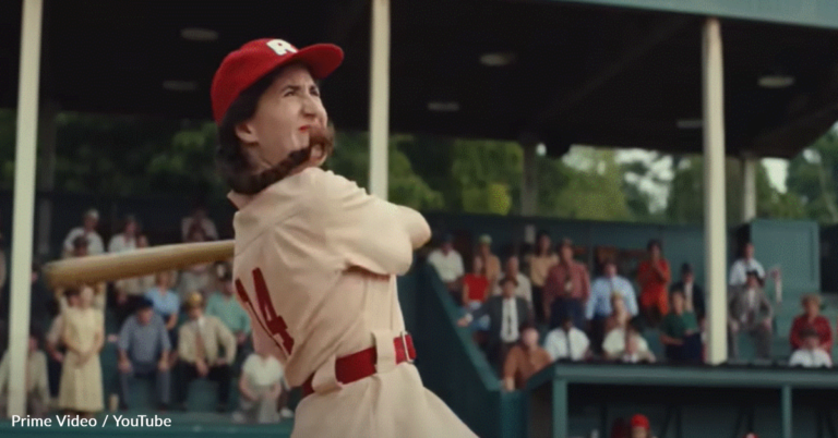 Rosie O’Donnell Appears In The New ‘A League Of Their Own’ TV Series