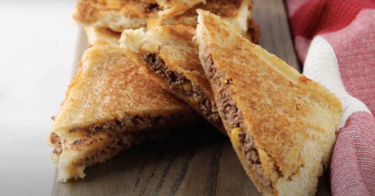Hawaii’s UFO Fair Food Sandwich Needs To Come To The Mainland