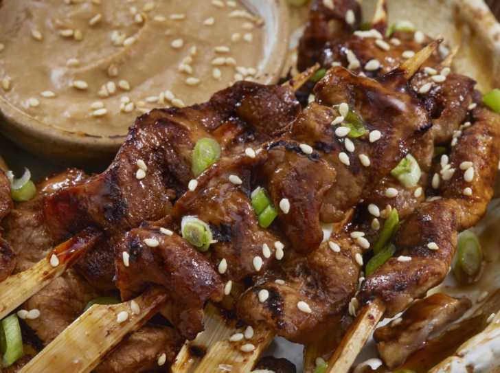 Teriyaki Pork Skewers with Sesame Dipping Sauce 12 Tomatoes