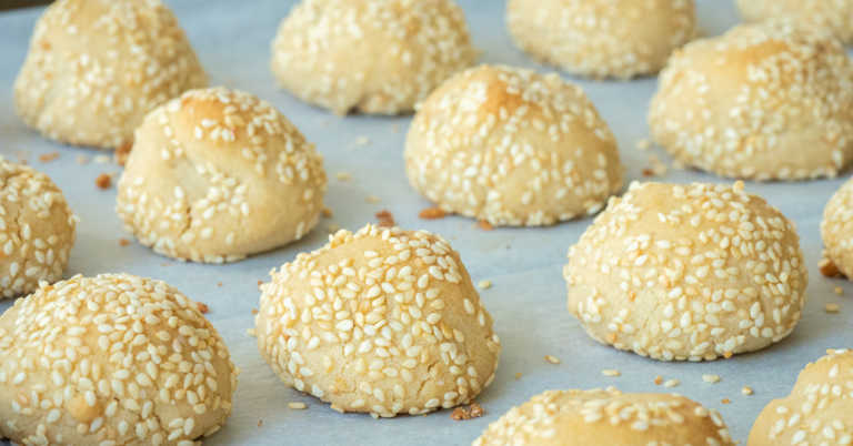 Sesame Cookies