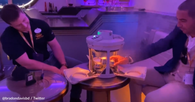 You Can Enjoy A $5000 ‘Star Wars’ Cocktail On The Disney Wish Cruise