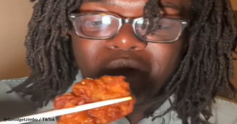 Man’s Takeout Gets Caught Between Train Doors On His Ride Home