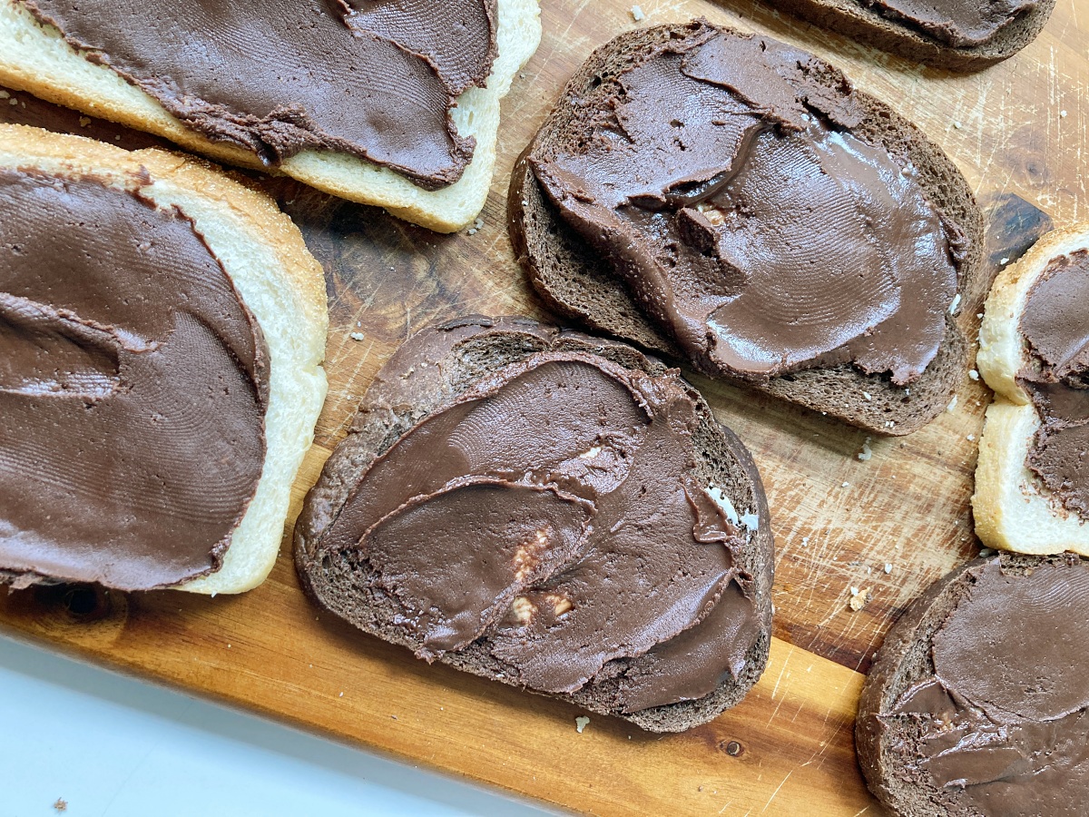 1925 Chocolate Sandwiches