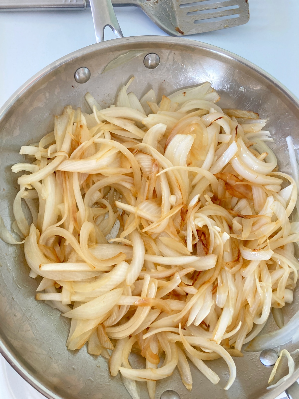 Caramelized Onion Spaghetti