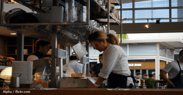 Middle School Kids Restore Waitress’s ‘Faith’ In Humanity