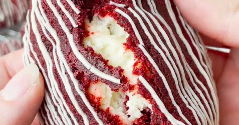 Stuffed Cookies Are Game Changers To Your Everyday Cookie