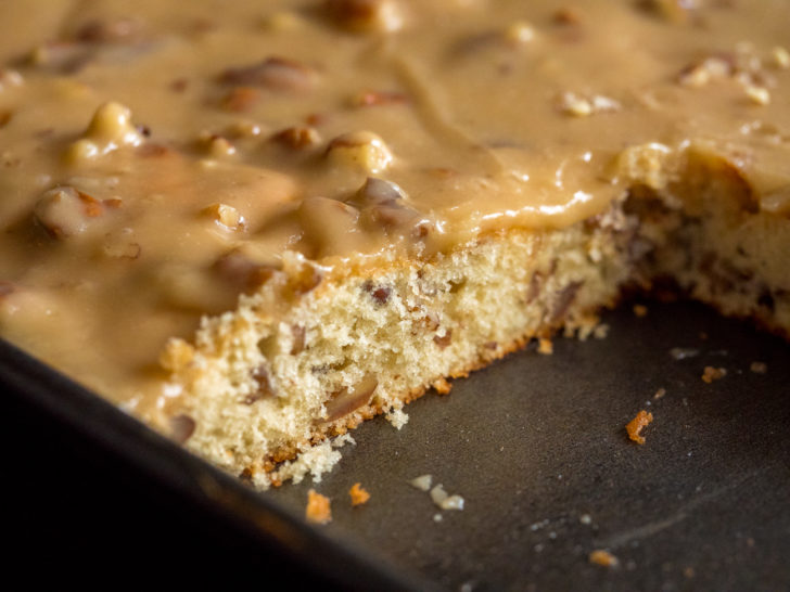 Butter-Pecan-Sheet-Cake-Horizontal-1-728x546