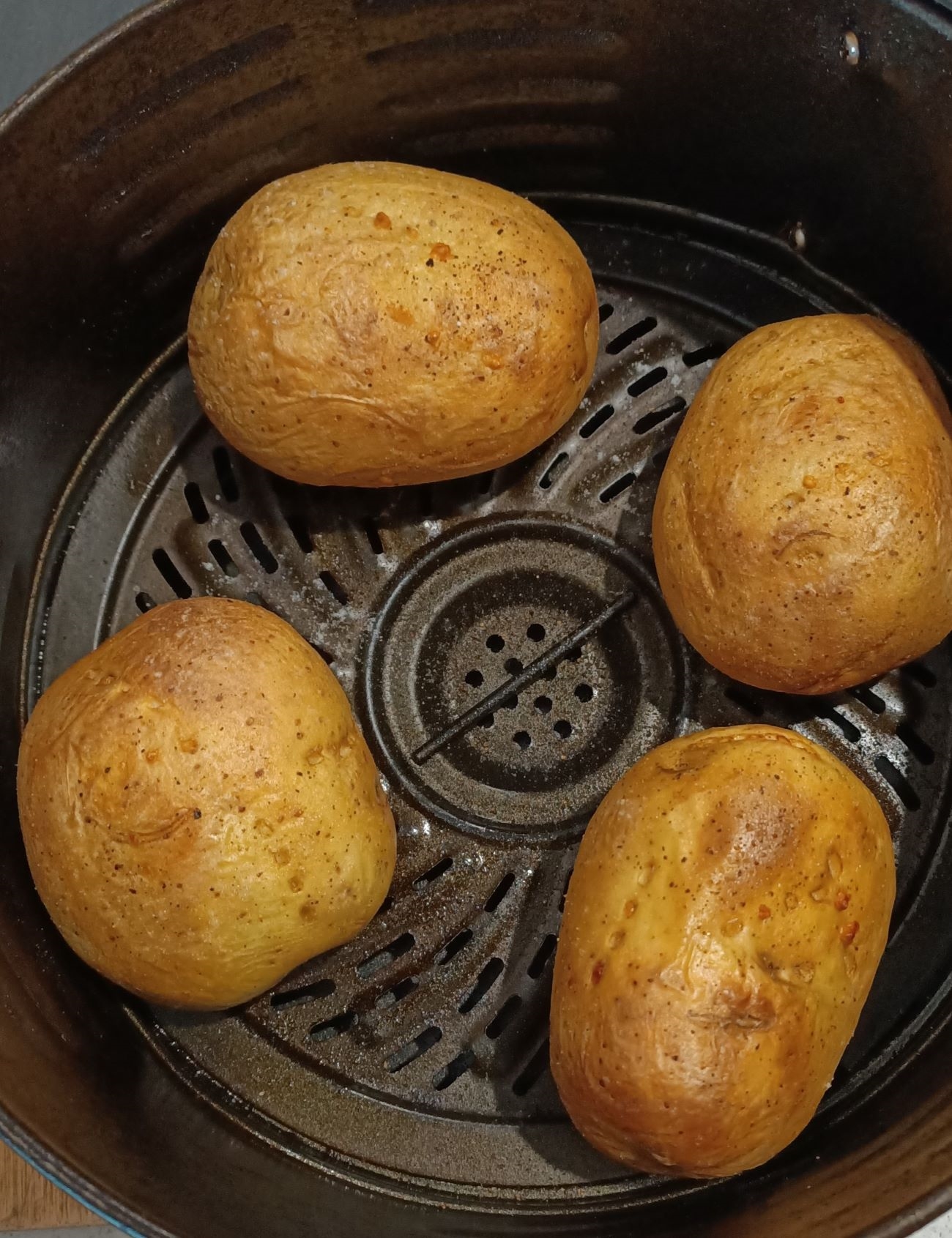 Air Fryer Baked Potatoes Vertical 3