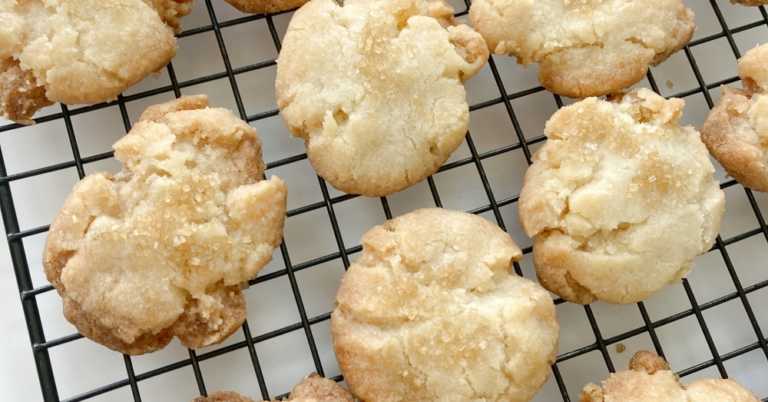 Stem Ginger Cookies