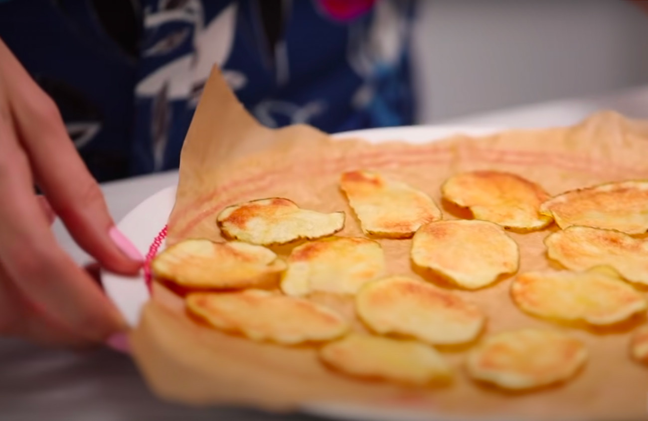 Homemade Potato Chips Microwave Tray - Mounteen in 2023