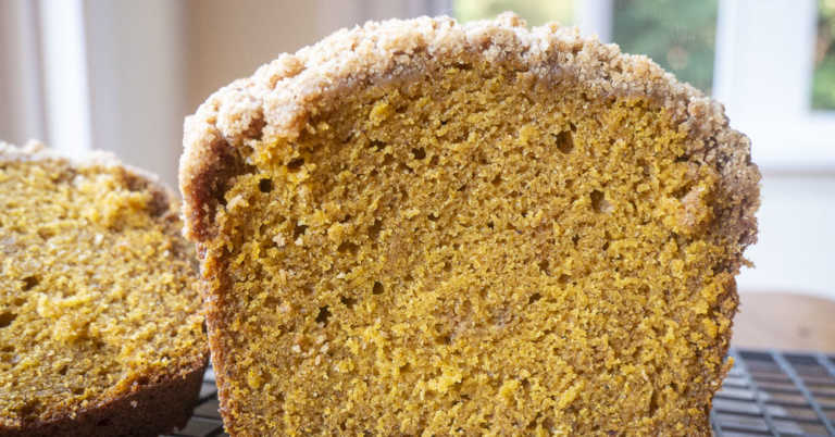 Cinnamon Sugar Pumpkin Bread