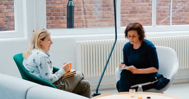 How Body Language Can Confuse Us