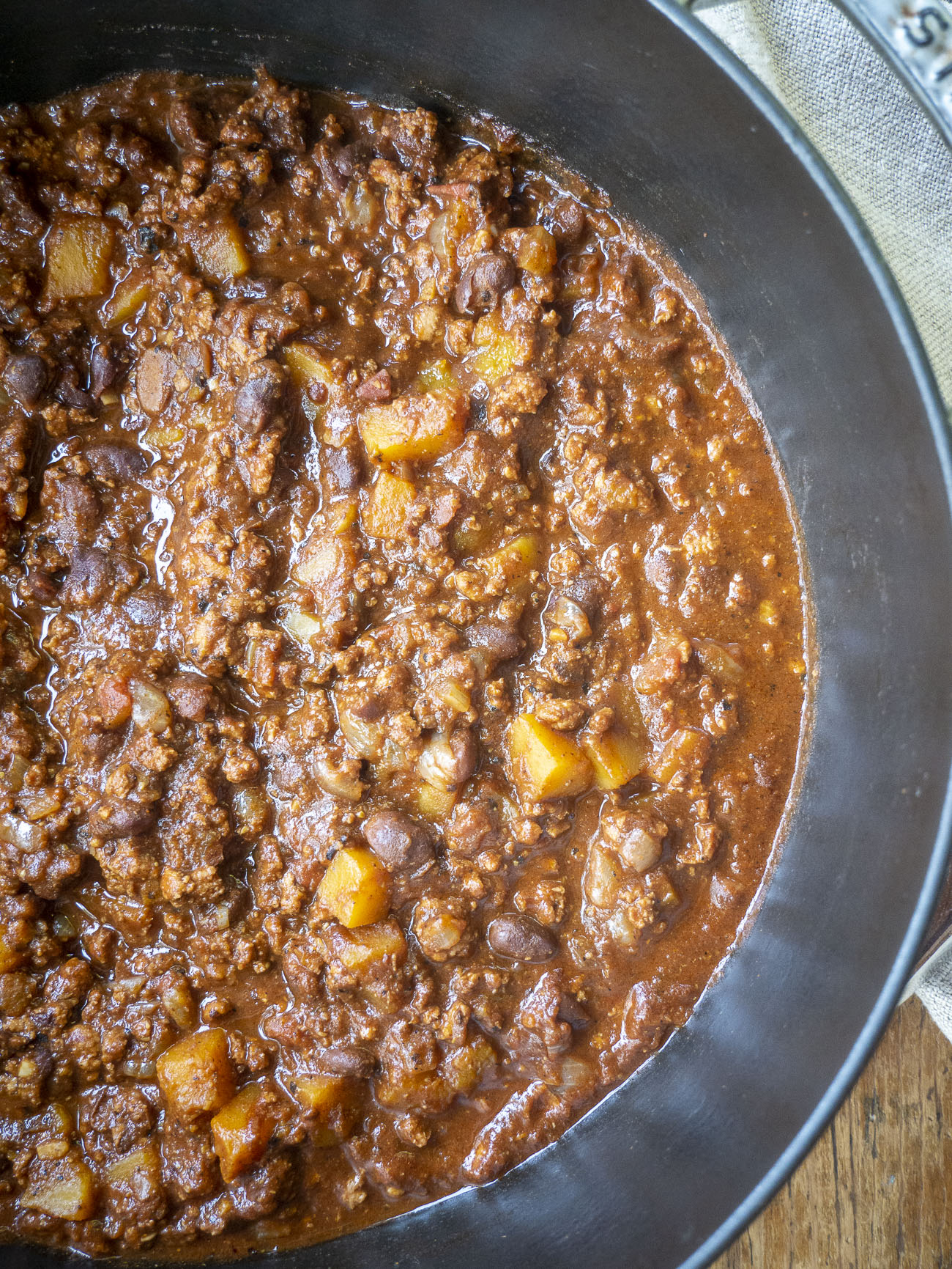 Black Bean Butternut Squash Turkey Chili - All the Healthy Things