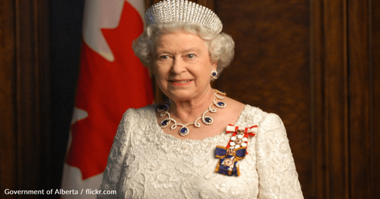 You Can Eat Like Royalty With Queen Elizabeth II’s Pancake Recipe
