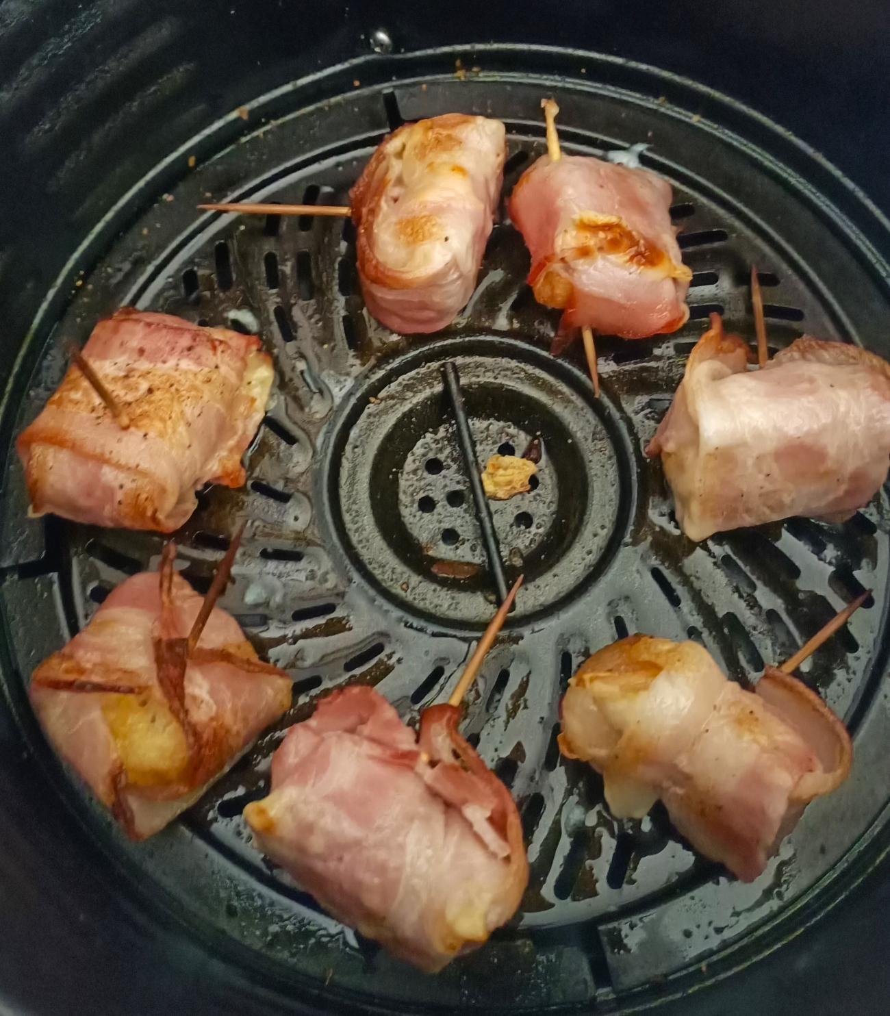 Tater Tot Bacon Bombs Vertical 3