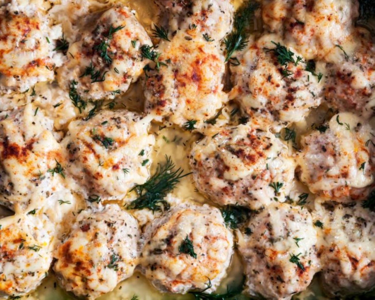 Sour-Cream-Sauce-Chicken-Meatballs-Main-728x582