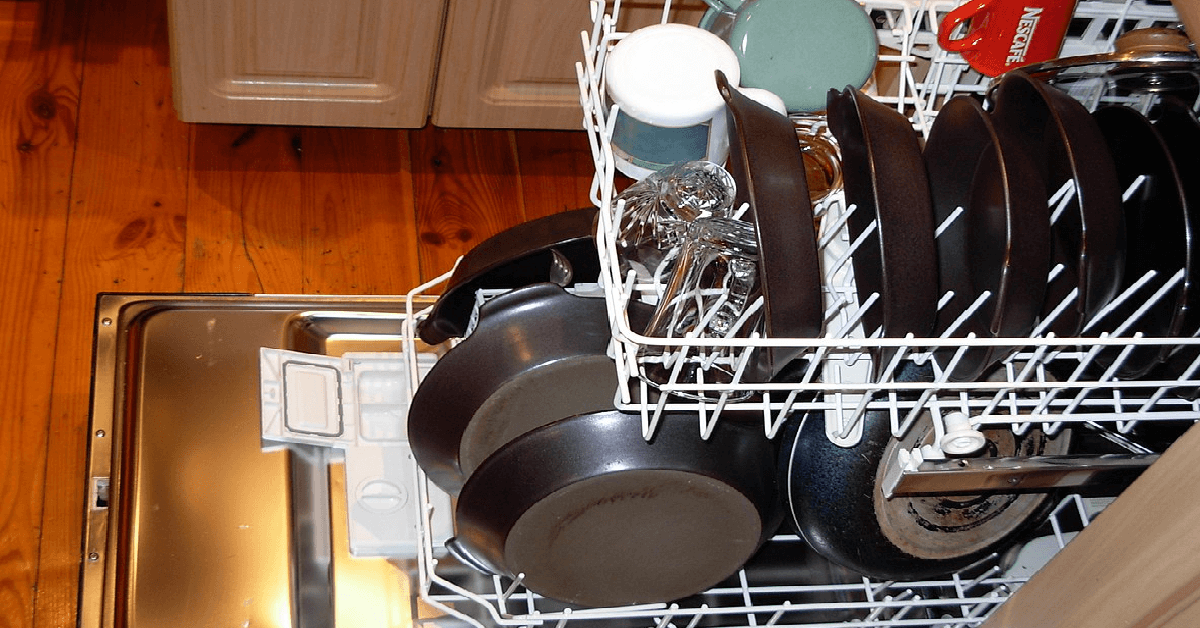 Use This Hack If Your Dishes Are Still Wet from the Dishwasher