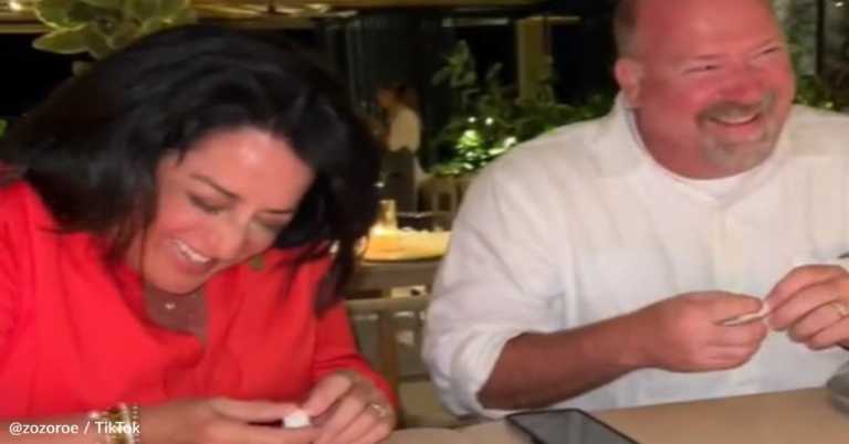 Girl Takes Parents To Fancy Dinner And They Don’t Know How To Act