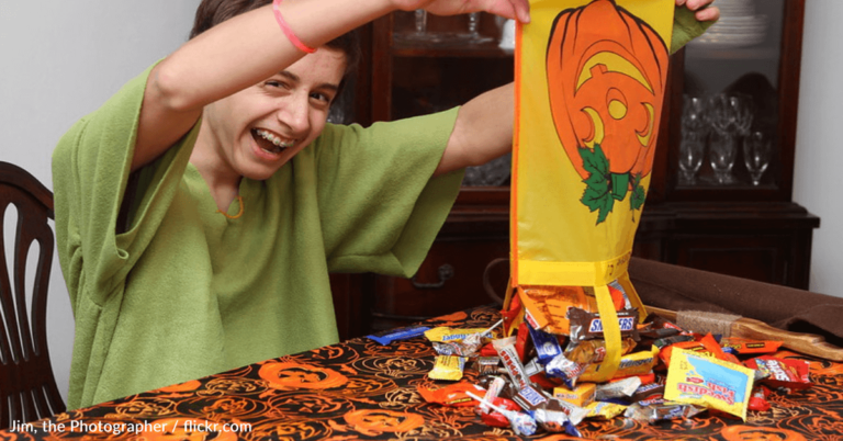 Mom Advocates For Kids To Eat “As Much Hollowing Candy As They Want”