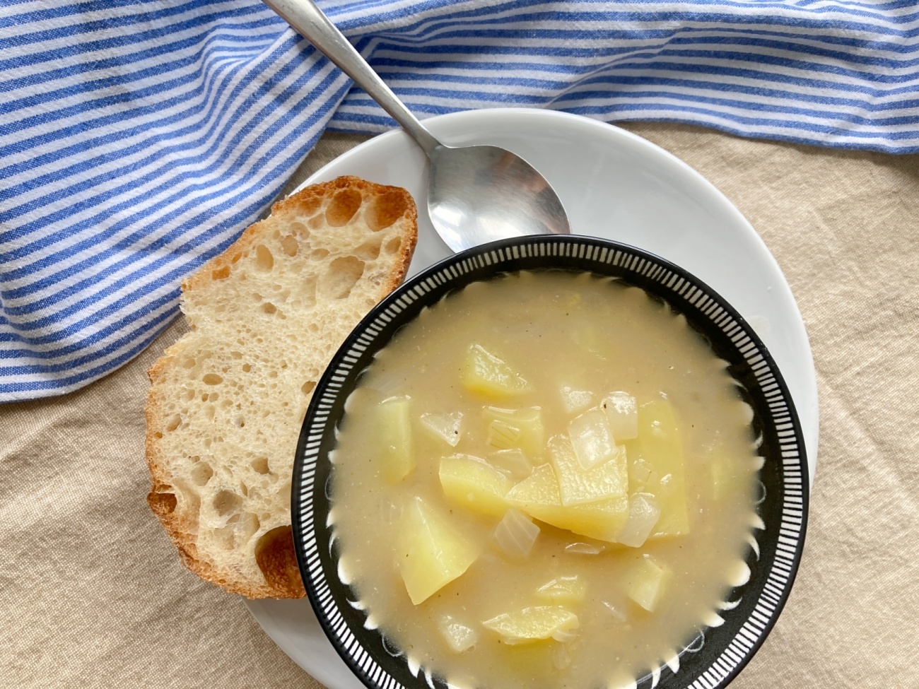 Irish Potato and Onion Soup