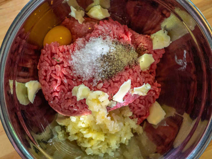 Julia Child’s Ground Beef Patties (Bifteck Haché A La Lyonnaise) 12