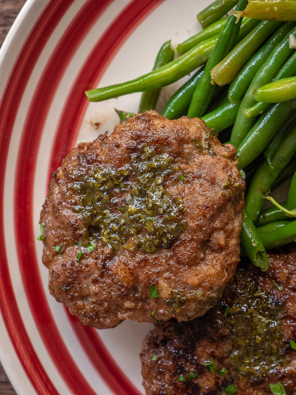 Julia Child’s Ground Beef Patties (Bifteck Haché A La Lyonnaise) | 12 ...