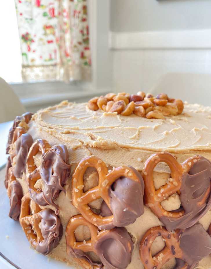 Peanut Butter Pretzel Cake 12 Tomatoes