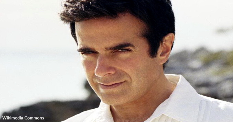 David Copperfield Tricked Robbers Into Thinking His Pockets Were Empty