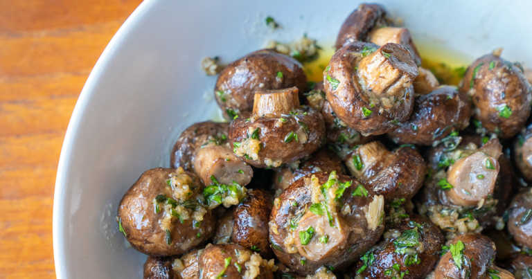 Roasted Garlic Butter Mushrooms