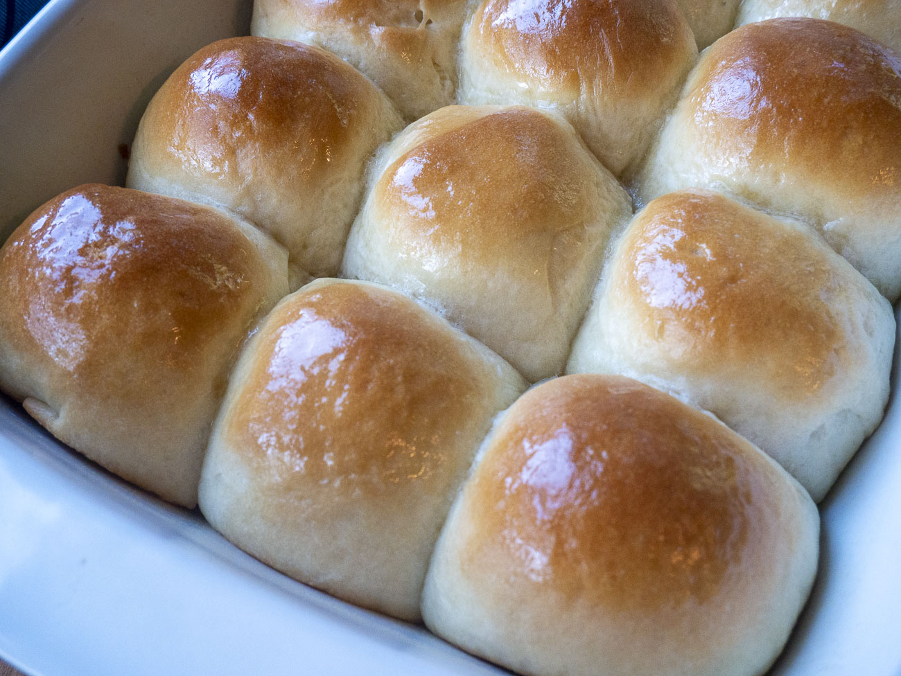 1 Hour Dinner Rolls 12 Tomatoes