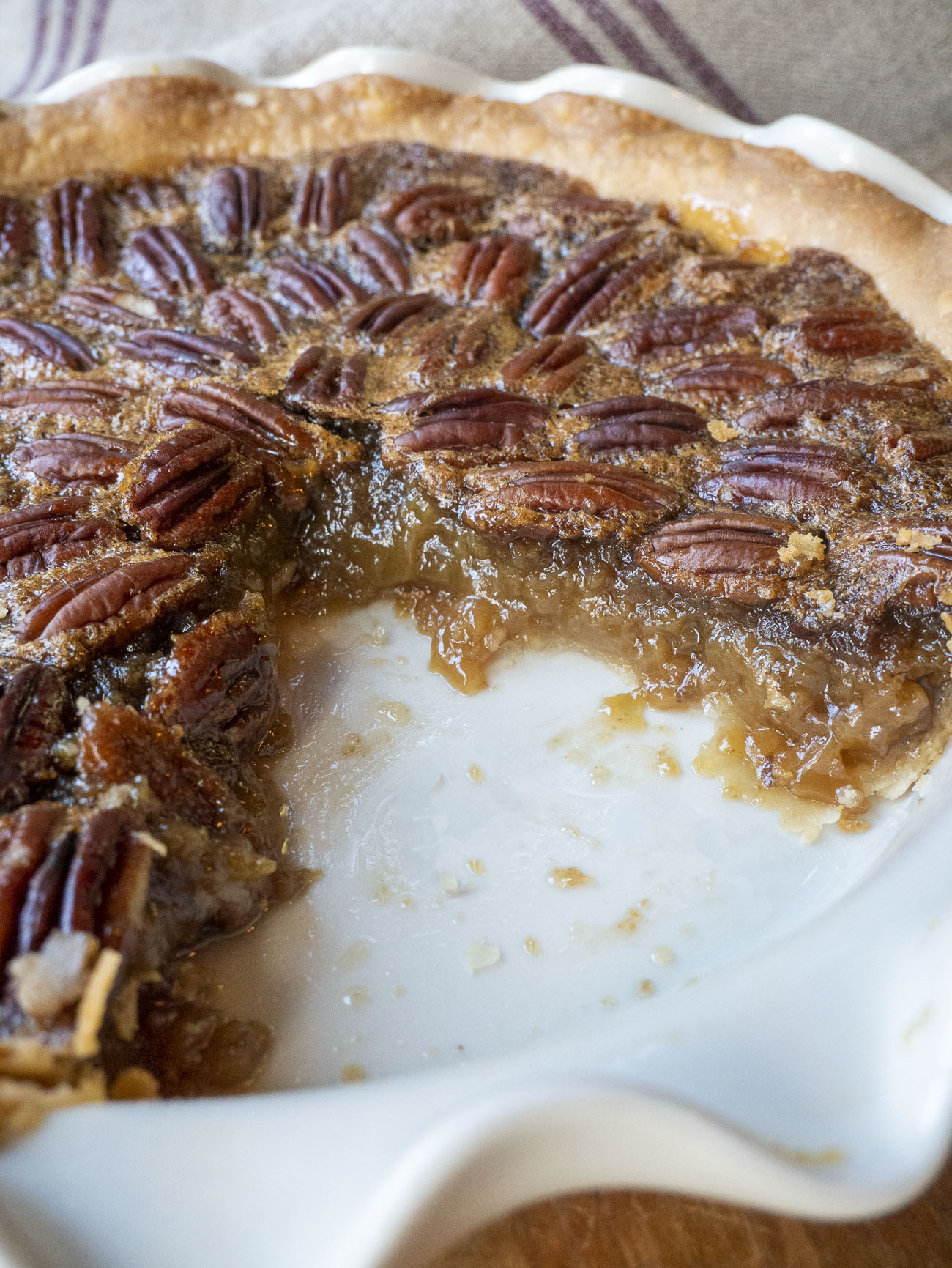 Kentucky Pecan Pie Vertical 06