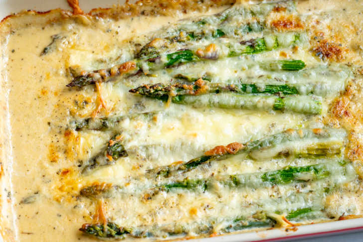 Creamy-Italian-Baked-Asparagus-Horizontal-2-728x486