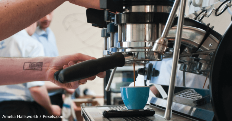 Australian Café Loses Thousands Of Dollars After “Kitchen Nightmares” Remodel