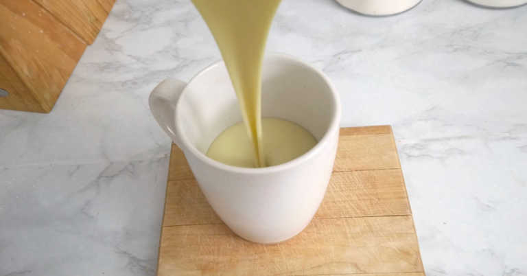 Italian Pistachio Hot Chocolate Is So Good It Will Ruin Any Other Hot Chocolate You’ve Ever Tasted