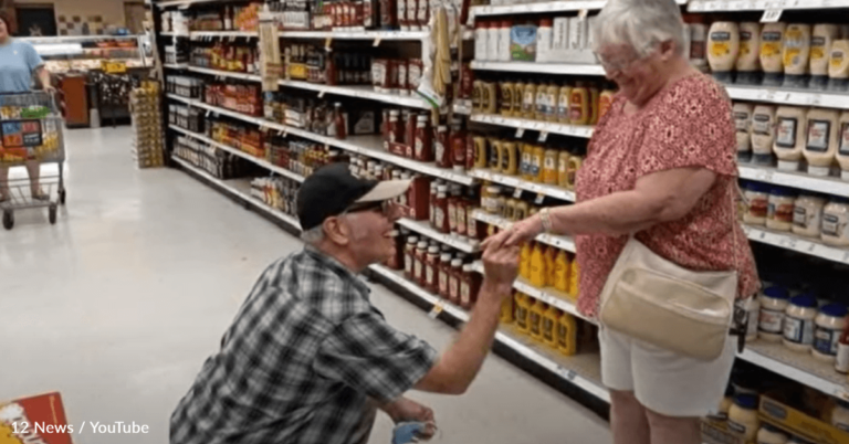 Elderly Couple Gets Married In The Mayonnaise Aisle Where They First Met In