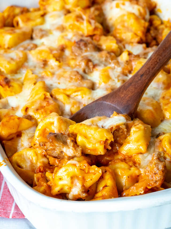 5Ingredient Baked Tortellini 12 Tomatoes