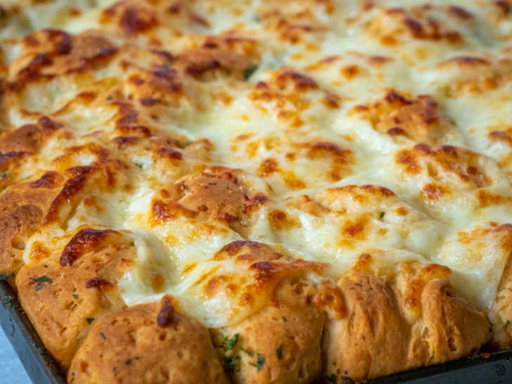 Garlic Butter Sheet Pan Bubble Bread 12 Tomatoes