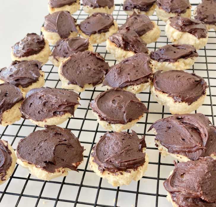 Baltimore Berger Cookies 12 Tomatoes