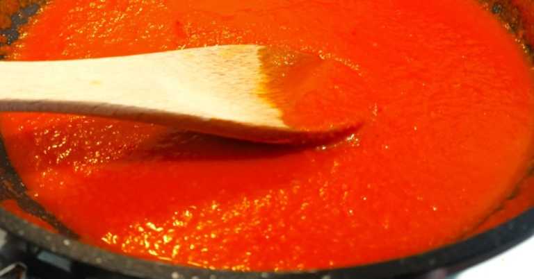 Simple Red Enchilada Sauce