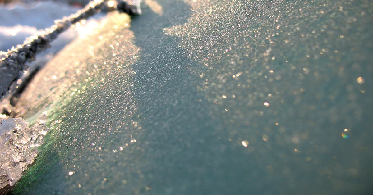 How to de-ice your windshield in two seconds